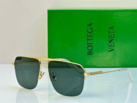 Picture of Bottega Veneta Sunglasses _SKUfw55533325fw